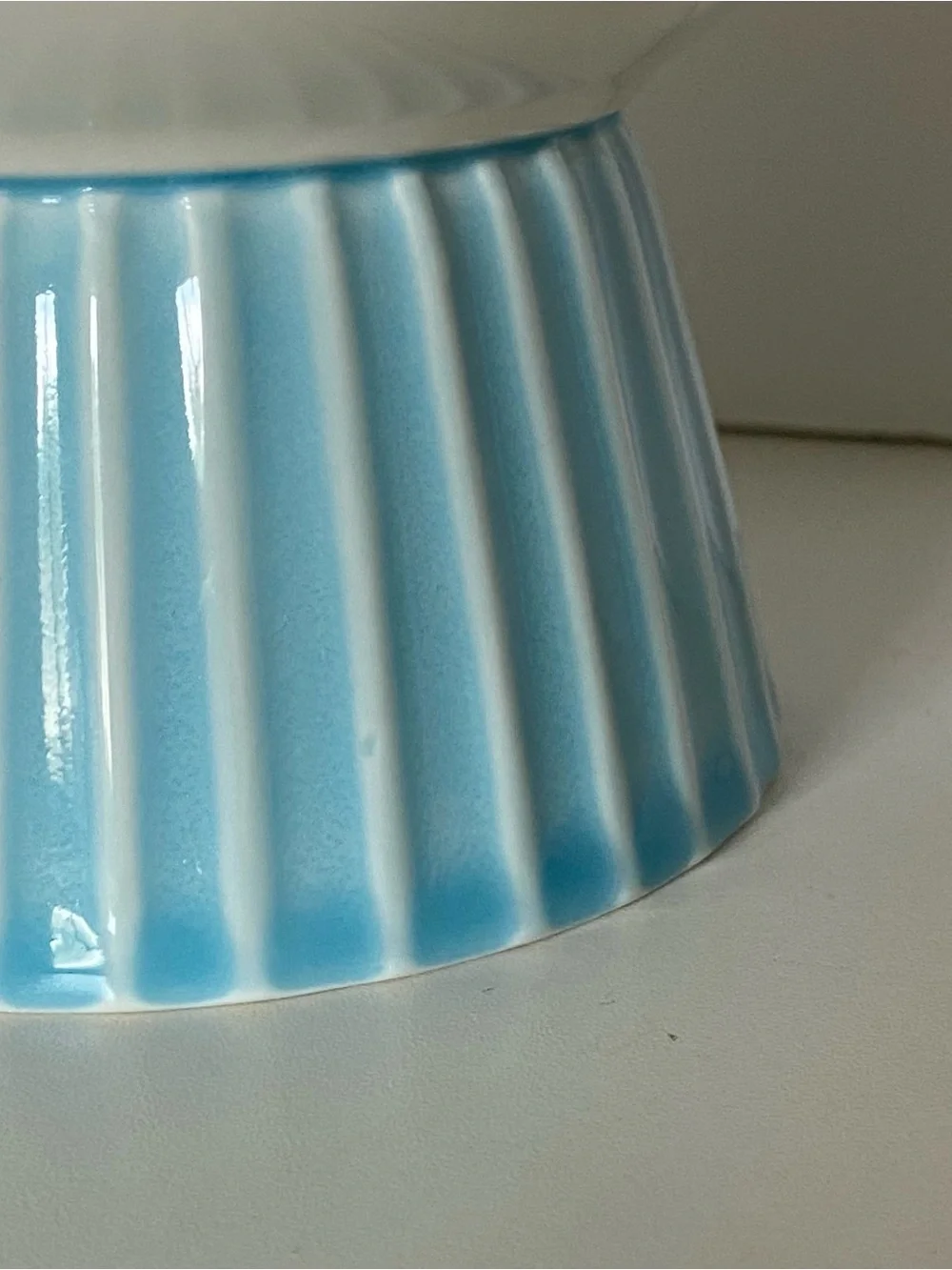 Raised Cat Food Bowl Pedestal Face Ears White Aqua Porcelain Water Dish Ceramic